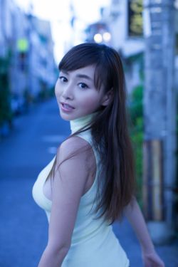 有翡　