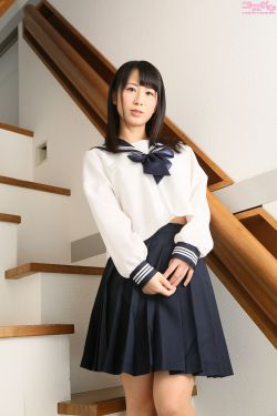 尴尬青春
